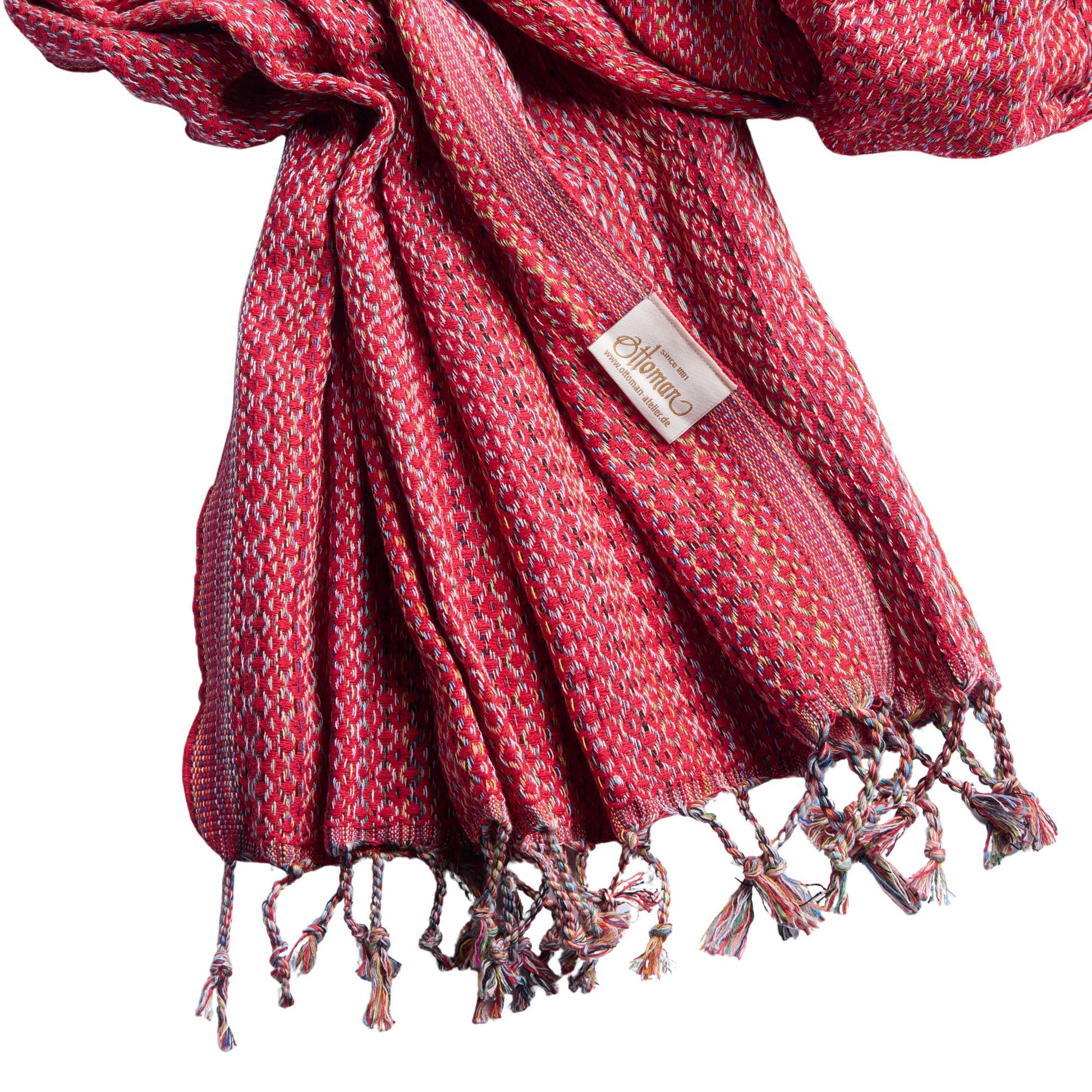 Hamamtuch Ala aus 100 % Baumwolle, 175 × 100 cm, in Rot, ausgebreitet dargestellt