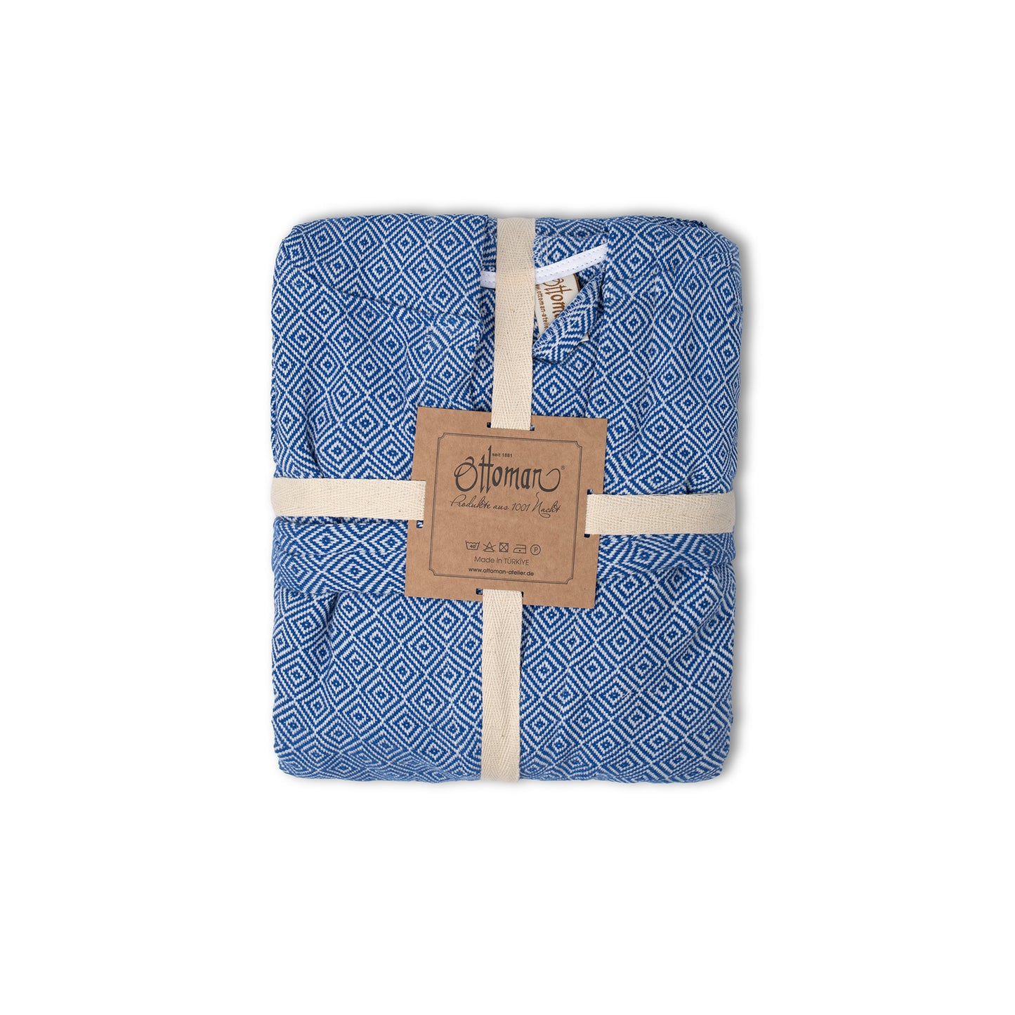 Bademantel Raute aus 100 % Baumwolle in Blau, zusammengefaltet mit Banderole