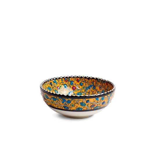 Seitenansicht der handbemalten Keramikschale Tezhip Gelb, 15 cm