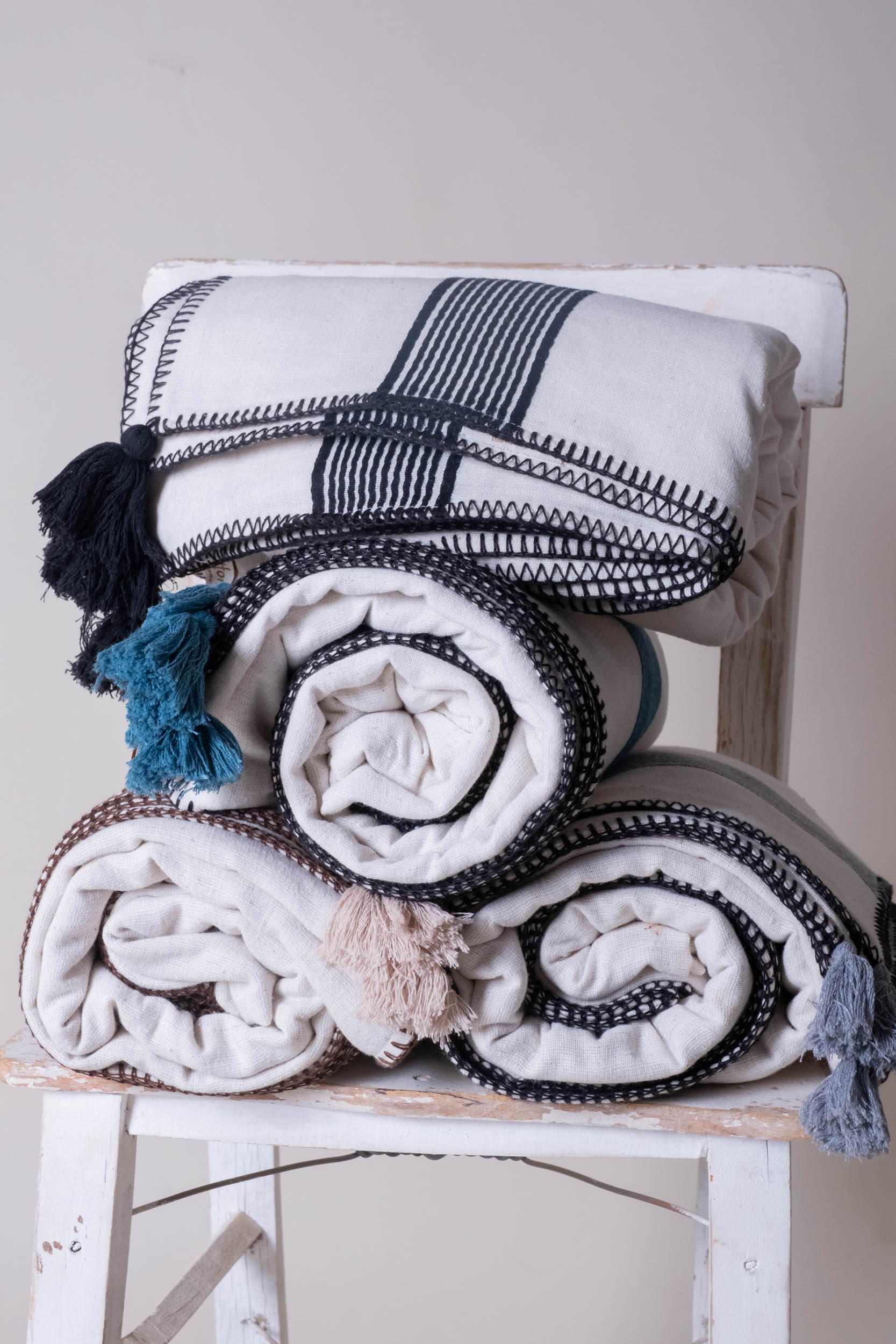07-2022-Concepts-08 Bedspread ETHNO