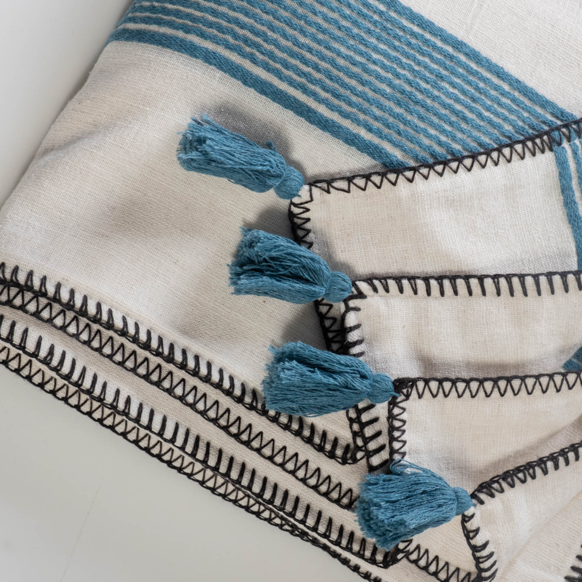14915-ETHNO-Petrol-9 Bedspread ETHNO